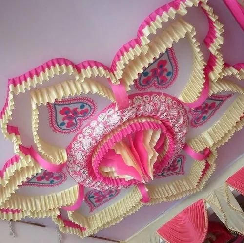 Pink and cream ceiling decoration